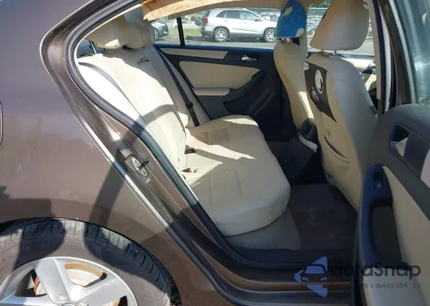 2011 Volkswagen Jetta 2.5L Se из США, поврежденный, VIN 3VWDZ7AJ2BM345809